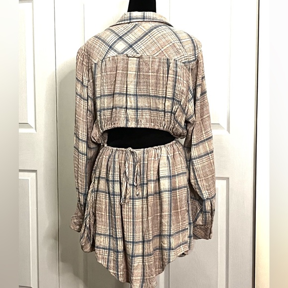 Free People Elai Plaid Check Open Back ShirtDress Ivory Combo size Large - Picture 4 of 15